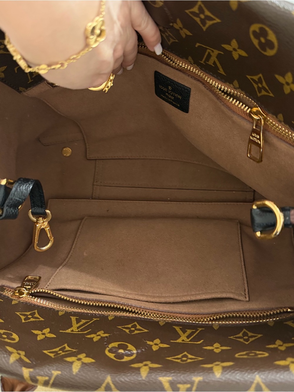 Louis Vuitton Vintage Monogram WP bag - Picture 10 of 15